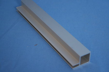 Geanodiseerd aluminium met 4 mm flens