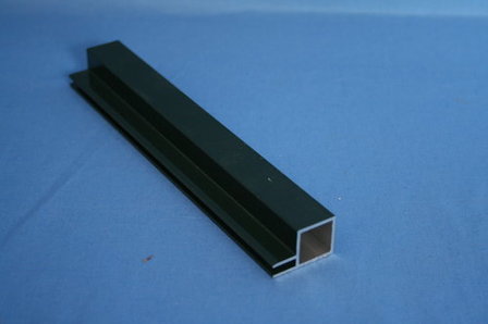 Groen aluminium met 4 mm flens