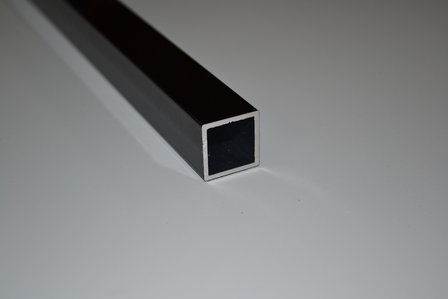 Zwart aluminium 20x20x1.5 mm