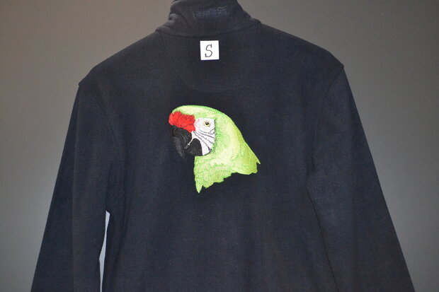 Fleecevest met ara (nr.1)