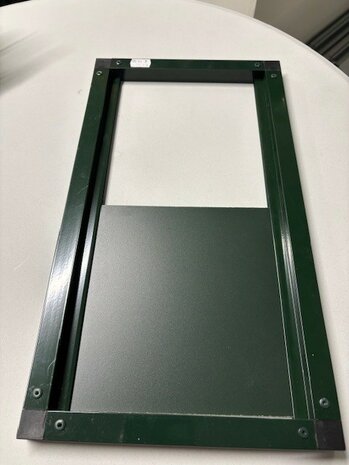 doorvliegluik 44 x 24 cm groen